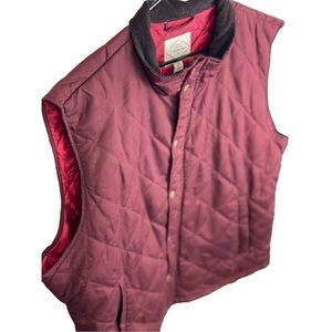 St. John’s bay men’s vest